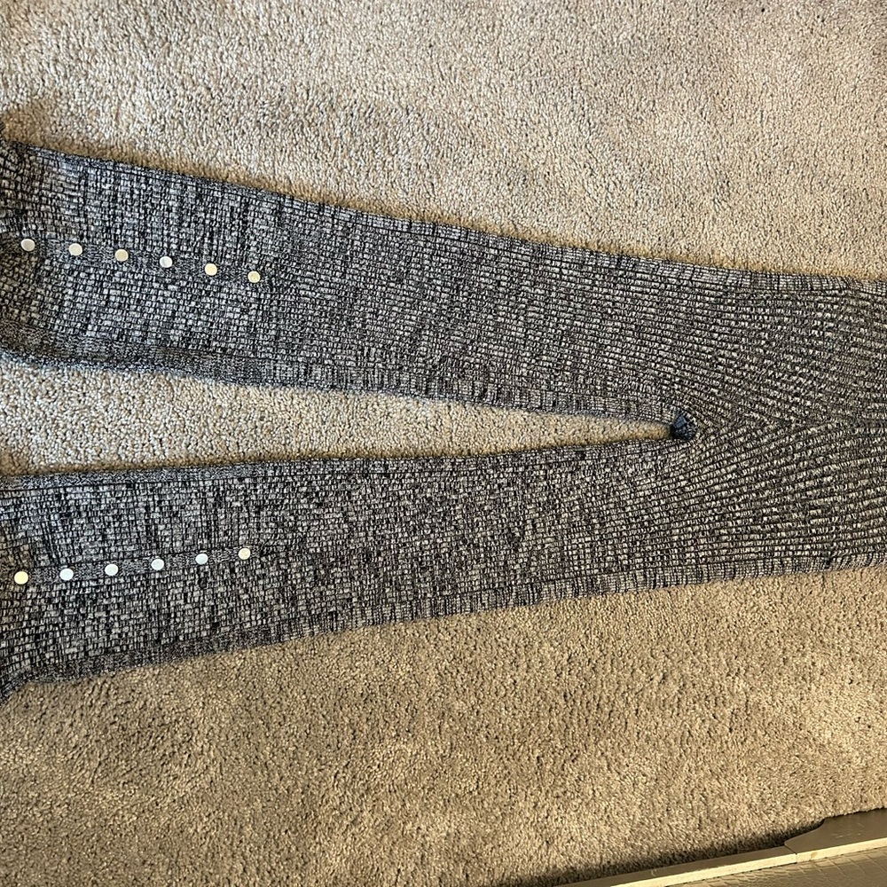 Straight Leg Pants / Black and White